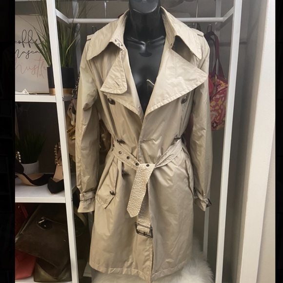 Burberry Authentic trench coat